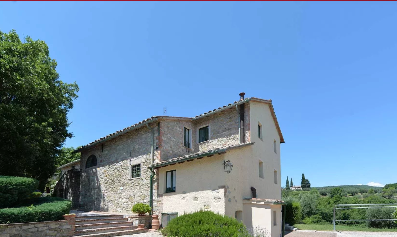 Stay Stone farmhouse in the sun